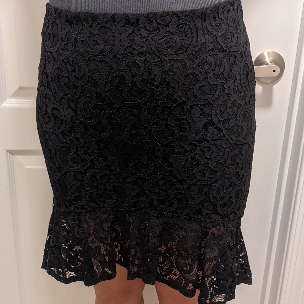 Black lace pencil skirt